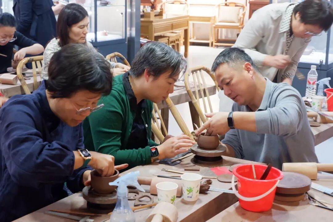 女世俱杯官方网页版平台介绍紫砂陶艺文